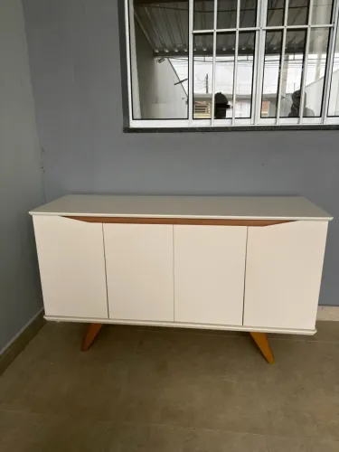 Buffet/Aparador 135 cm Natural Natural c/ Off White Fosco