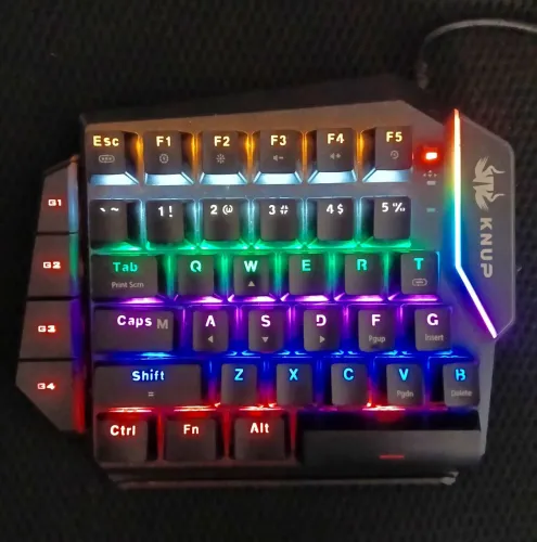 Teclado Mecânico Gamer de Mão Knup (iluminação Rainbow)