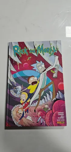 Hq capa dura rick and morty capítulo 1