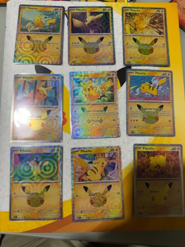 Lote Pokémon +fichario 30 anos