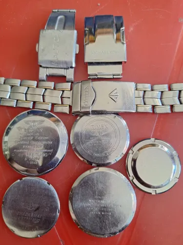 Tampas de relógios,pulseira e fechos