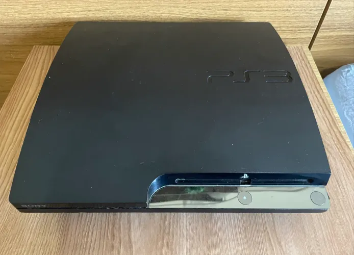 PS3 para retirada de peças *Não funciona* 