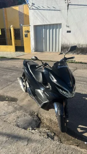 Vendo PCX 2019 ,com débitos (Não compensa colocar em dias )