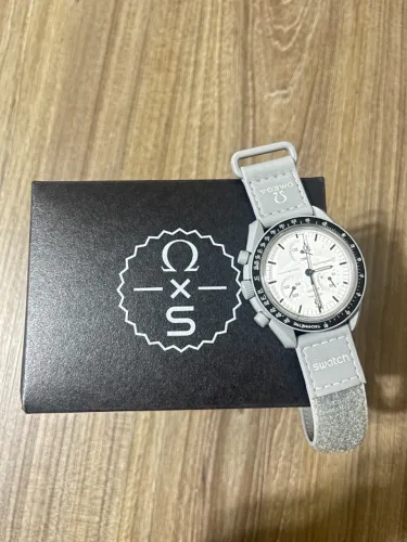 Omega x Swatch MoonSwatch 1965 Original SO33M106