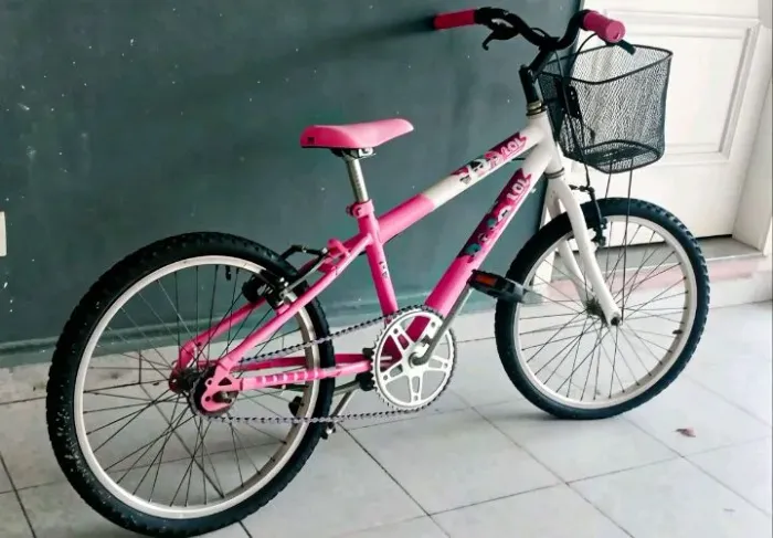 Bicicleta Infantil Rosa + Cestinha
