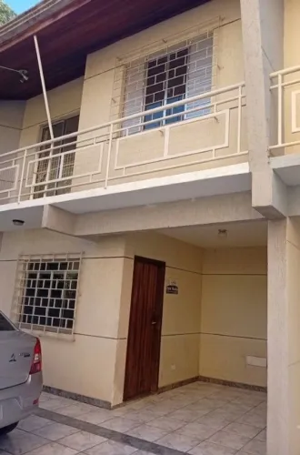 Ótimo Sobrado com 3 Dormitórios no Boa Vista