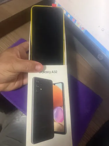 Celular A32