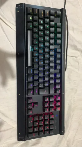 Teclado mecânico usado