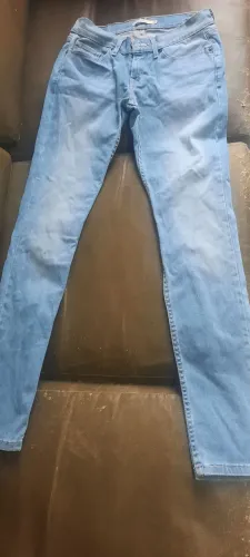 Calça jens levis