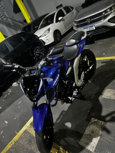Fz 25