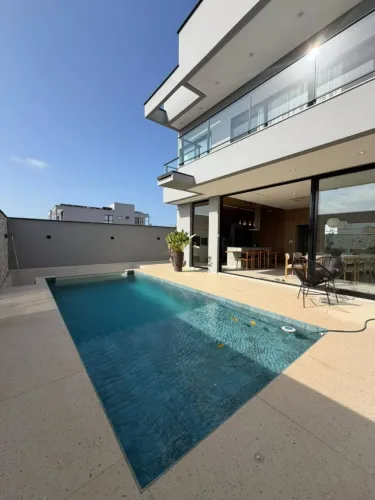 Casa com 540m². Com 5 suítes, incluindo master com closet no ARAÇAGY em Paço Do Lumiar