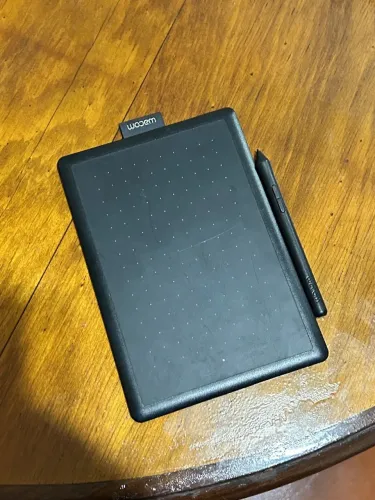 Mesa Digitalizadora Wacom One CTL-472 + Caneta