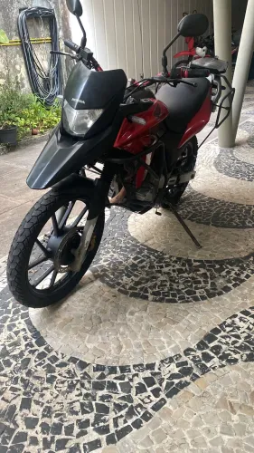 XRE 300 2013 dois pneus novos e kit de relação novo toda em dia no ponto de transferir