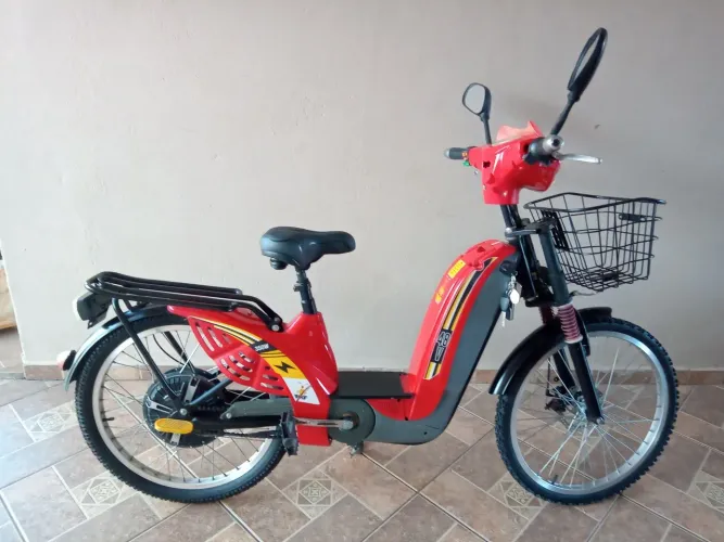 Bike elétrica 350 w ! Pronta para uso ! Parcelo no cartão!