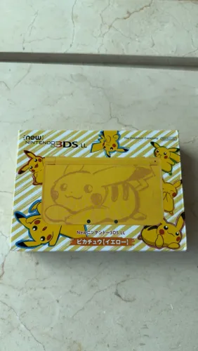 New Nintendo 3DS LL (EDIÇÃO PIKACHU JAPONESA) BLOQUEADO