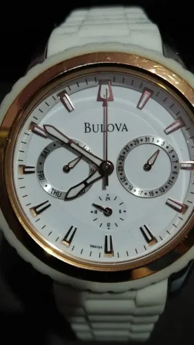 Relógio Bulova Feminino 98N104