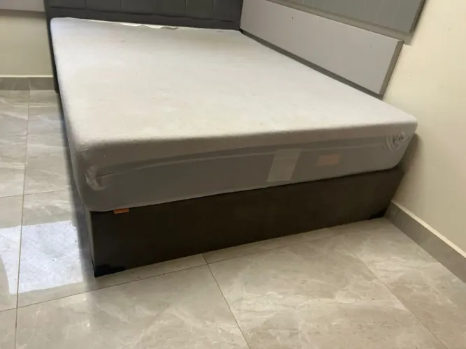 Cama box casal colchão Ema