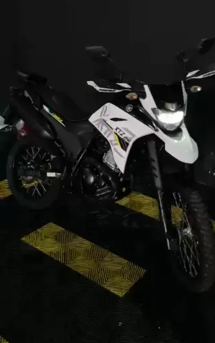 Vendo Moto Lander Xtz 250 