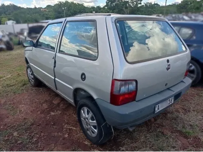 Sucata Fiat Uno 2012 com ar 