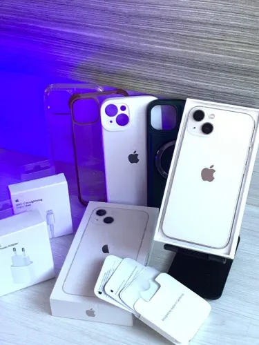 IPHONE 13 128 GB BRANCO COM 10 MESES DE USO ZERO MARCAS DE USO TODO ORIGINAL