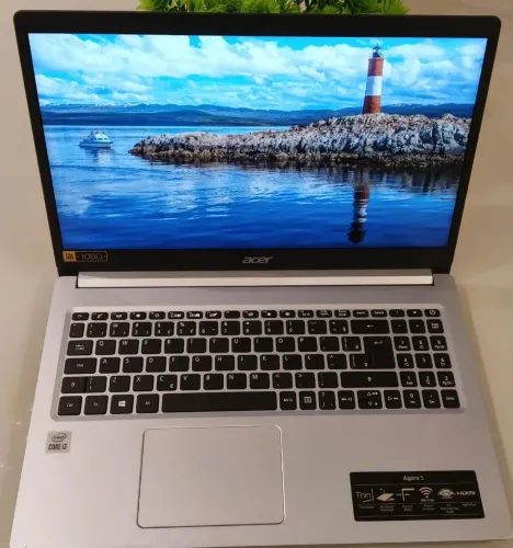 Notebook Acer Aspire 5 Core i3