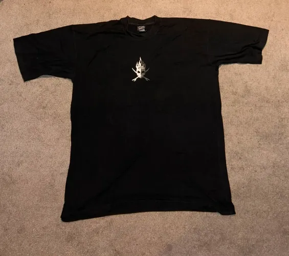 Camiseta Masculina Preta Caveira - Excelente