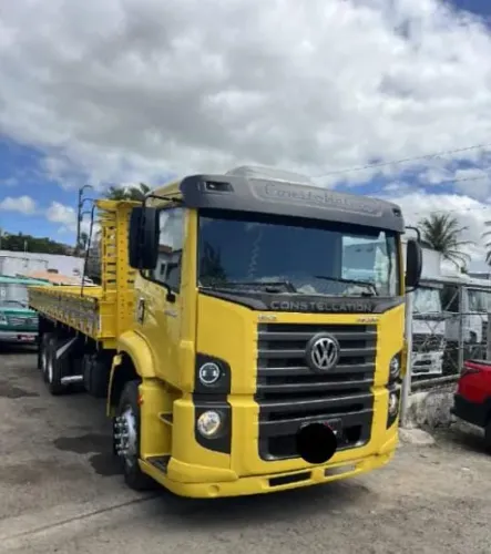 VW 24-250 CARROCERIA MADEIRA ANO 2011 (Transferência de dívida)