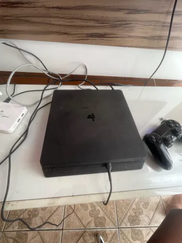 PLAYSTATION 4 (PS4 slim) 500gb