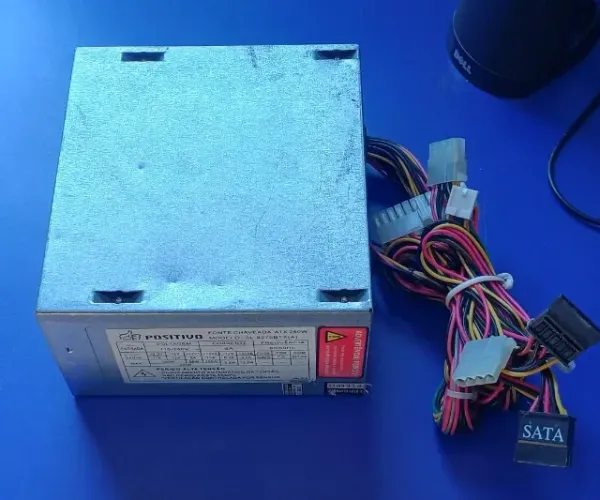 Fontes de alimentação ATX da marca Positivo - Mod. SL-8270BTX