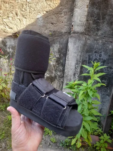 Bota Ortopédica ( P ) 34 a 37.