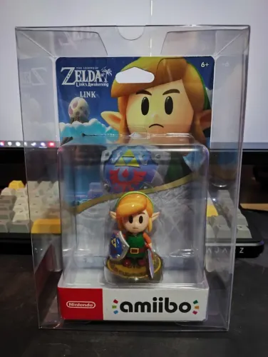 LINK\'S AWAKENING AMIIBO THE LEGEND OF ZELDA
