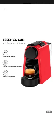 Cafeteira NESPRESSO Essenza Mini - Vermelha/Preto