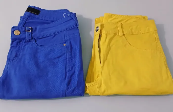 Vendo esse kit calças femenina usada em ótimas condições pouco uso num 38