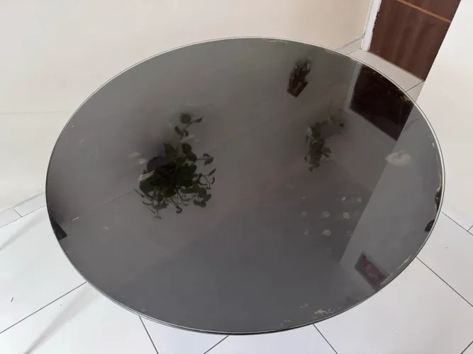 Vendo mesa rústica, caíras e maca