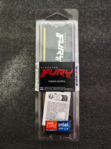 Memória RAM 32GB Kingston FURY Beast DDR5 6000MHz CL36 Preta - Nova