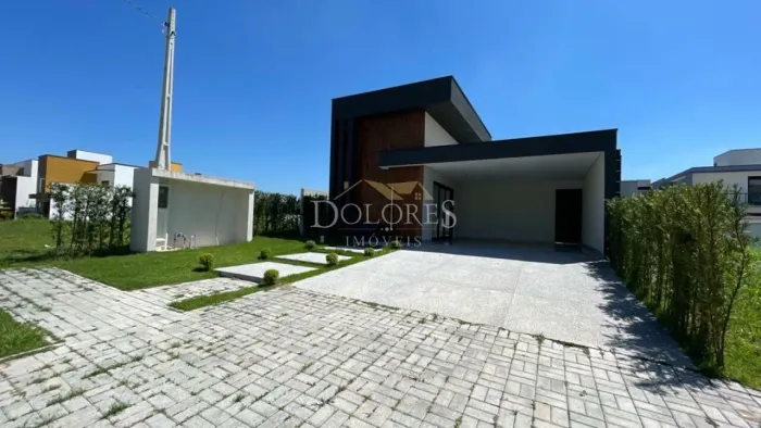 CASA TÉRREA A VENDA, CONDOMÍNIO ARUÃ BRISAS MOGI DAS CRUZES, 3 SUÍTES, PISCINA, C/ A DOLOR