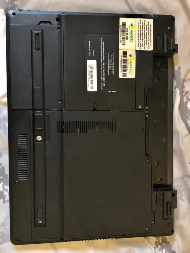 Notebook usado em estado bom
