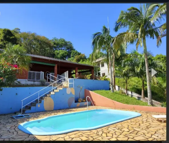 Chacara em Atibaia Área construída 1.200 m² Área do terren