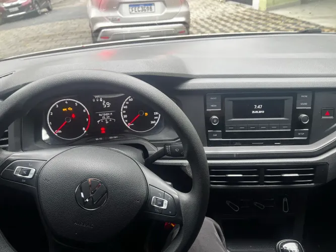 Volkswagen Polo Track 1.0 Flex 12V 5P 2024
