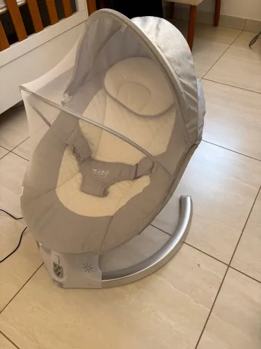 Cadeira de balanço para bebê