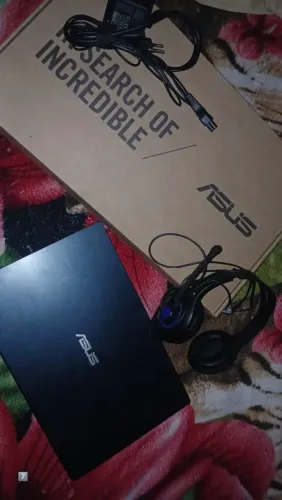 Vendo um notebook