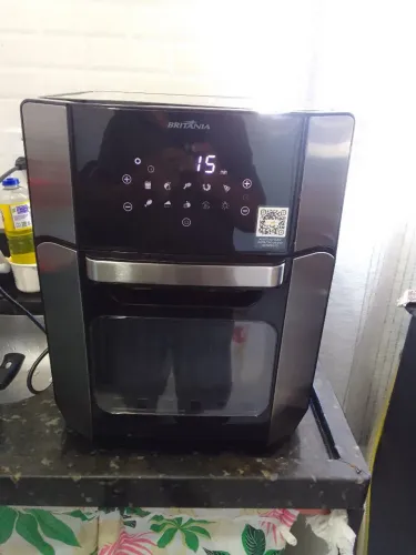 Vendo ayflayr seminova Brastemp na garantia 12 litros.