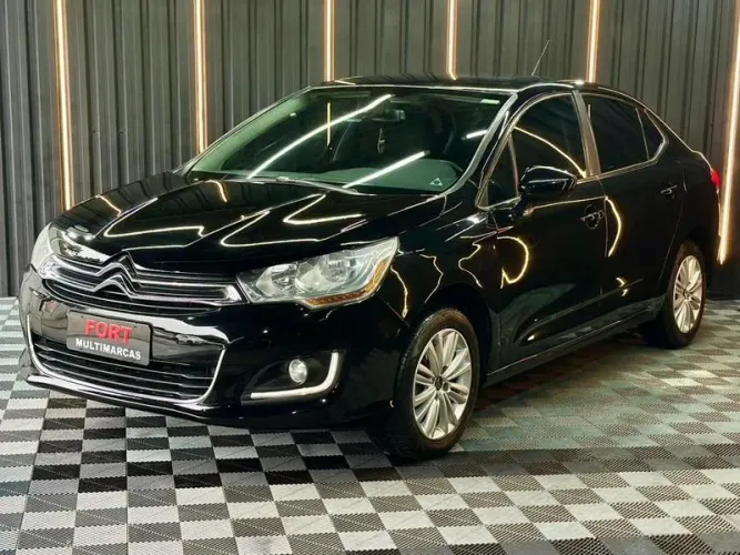 Citroen C4 Lounge Tendance 2.0 Flex 4P Mec. 2014