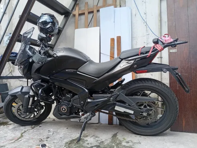 Moto Dominar 400
