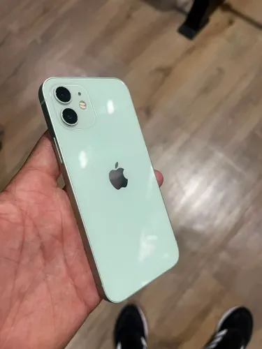 iPhone 12
