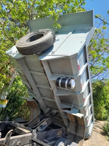 Caçamba caminhão 
