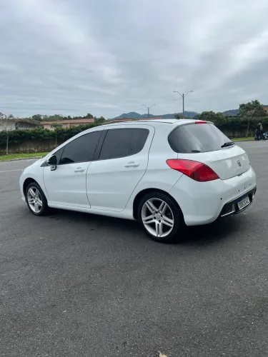 Peugeot 308 Active 1.6 Flex 16V 5P Mec. 2014