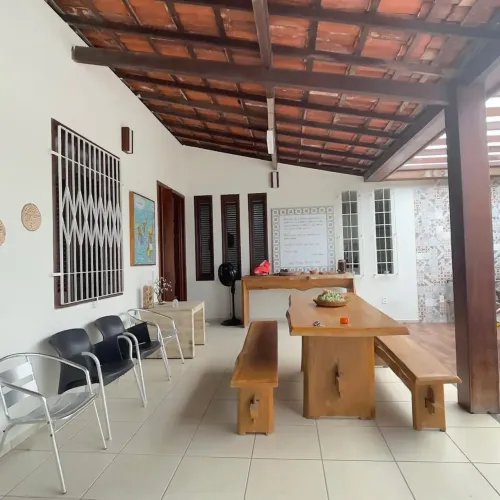 CASA SOLTA NO PLANALTO VINHAIS PARA LOCAÇÃO OU VENDA.