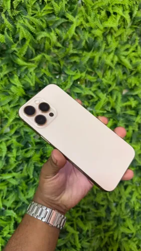 iPhone 16 Pro Max Desert