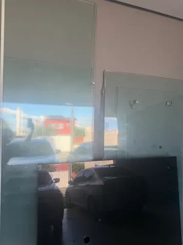 Vendas de portas , dividias e janelas em vidros 8 mm
